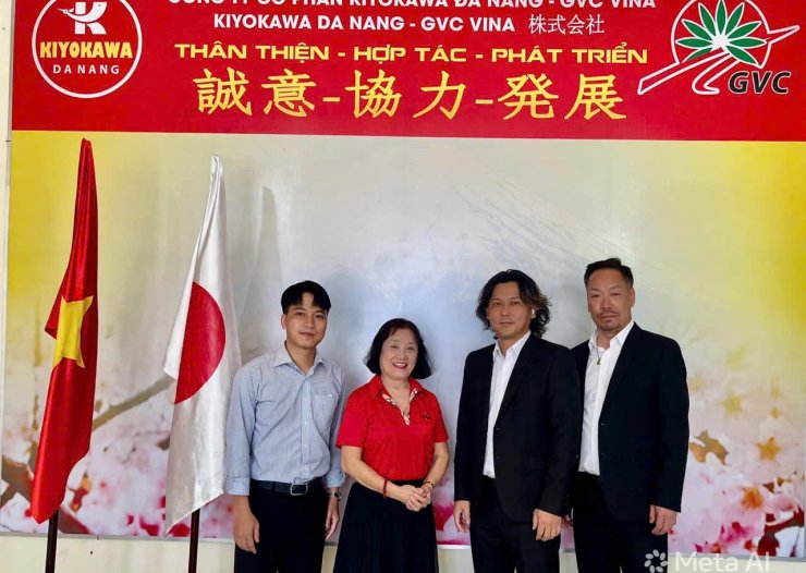 Tiếp đón ngh vầ phỏng vấn đơn hangiệp đoàn và xí nghiệp