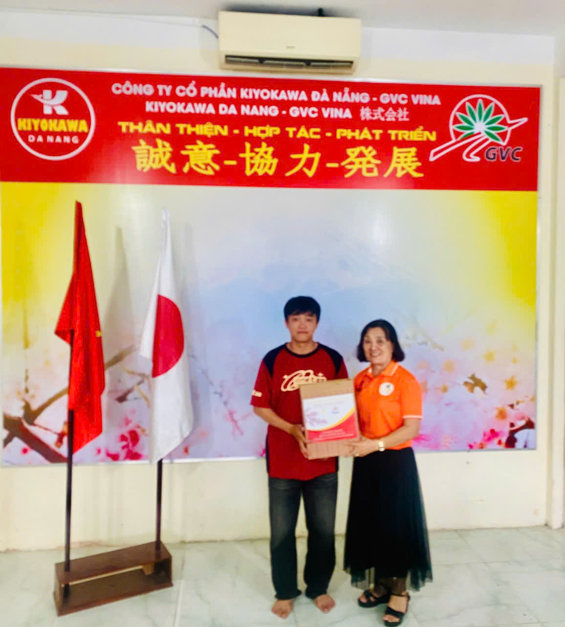 CÂU CHUYỆN TỬ TẾ, “CÔ ƠI! CON ĐÂY’. CHÂU HOÀNG PHÚC
