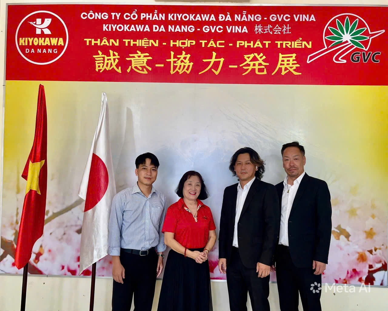 Tiếp đón ngh vầ phỏng vấn đơn hangiệp đoàn và xí nghiệp
